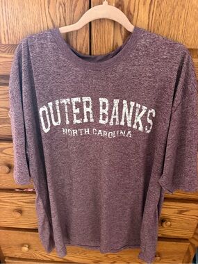 Outer Banks North Carolina Women's Heather Burgundy T-Shirt